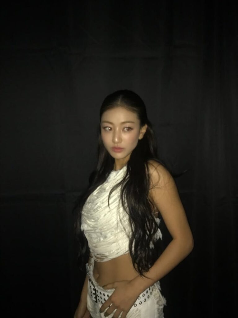 Powerful shot of Jihyo post-Fukuoka concert, recovering from unexpected health incident