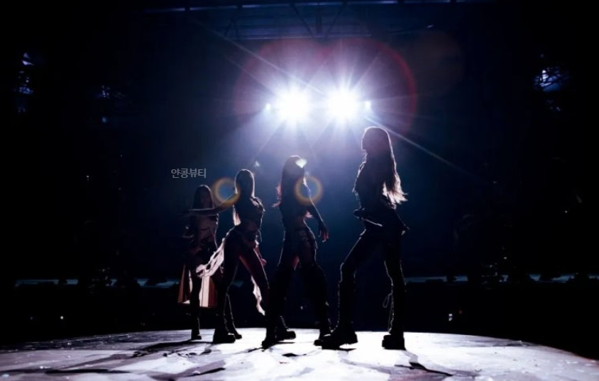 BLACKPINK silhouette on stage during DEADLINE World Tour before 2025 comeback album release