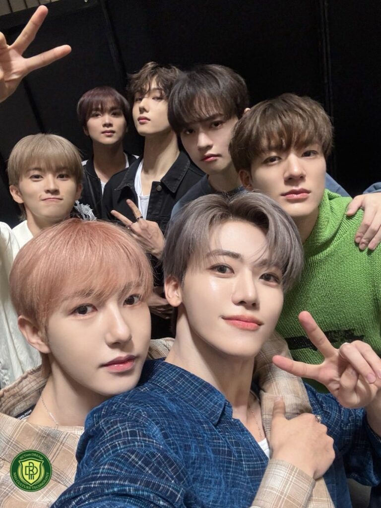 NCT DREAM Beat It Up teaser cheerful group selfie with members in casual outfits and bright lighting