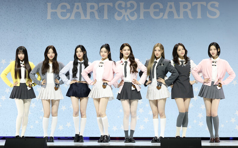 Hearts2Hearts perform live in school uniforms during FOCUS promotions, driving explosive Hearts2Hearts FOCUS first week sales