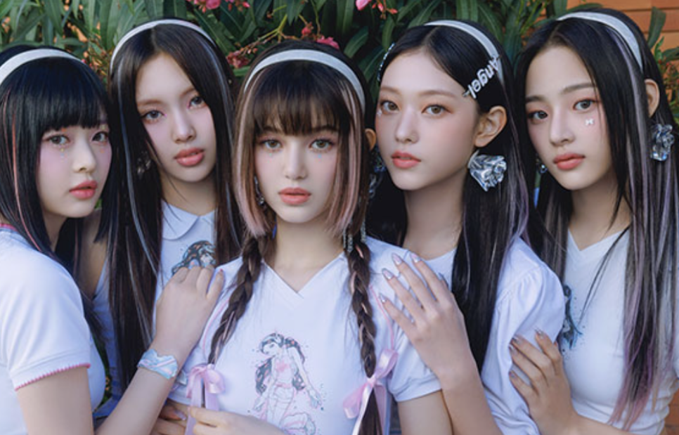 NewJeans return to ADOR – Iconic doll-like concept photo marking new era after reuniting under ADOR
